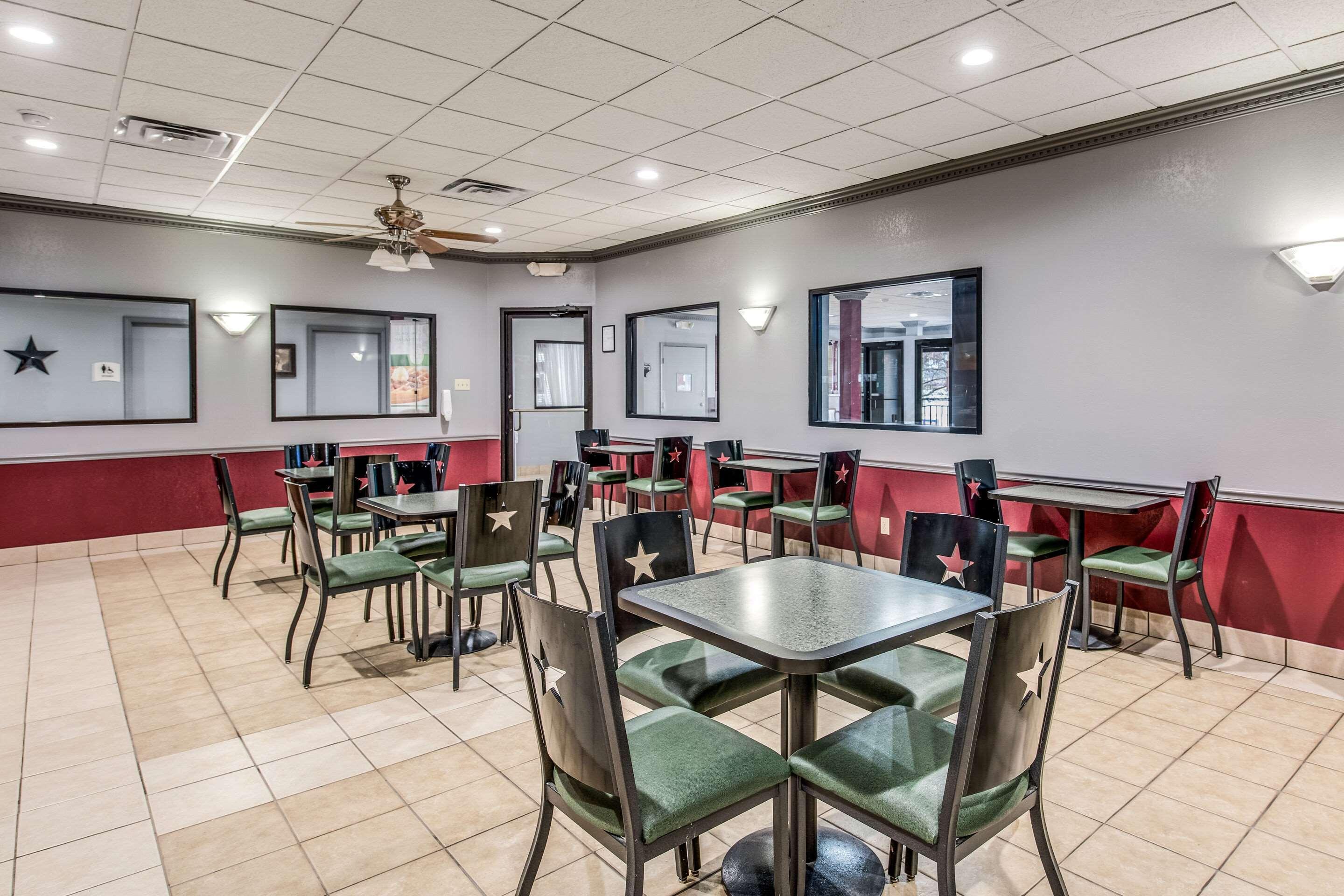 Quality Inn Ozona I-10 Exterior photo