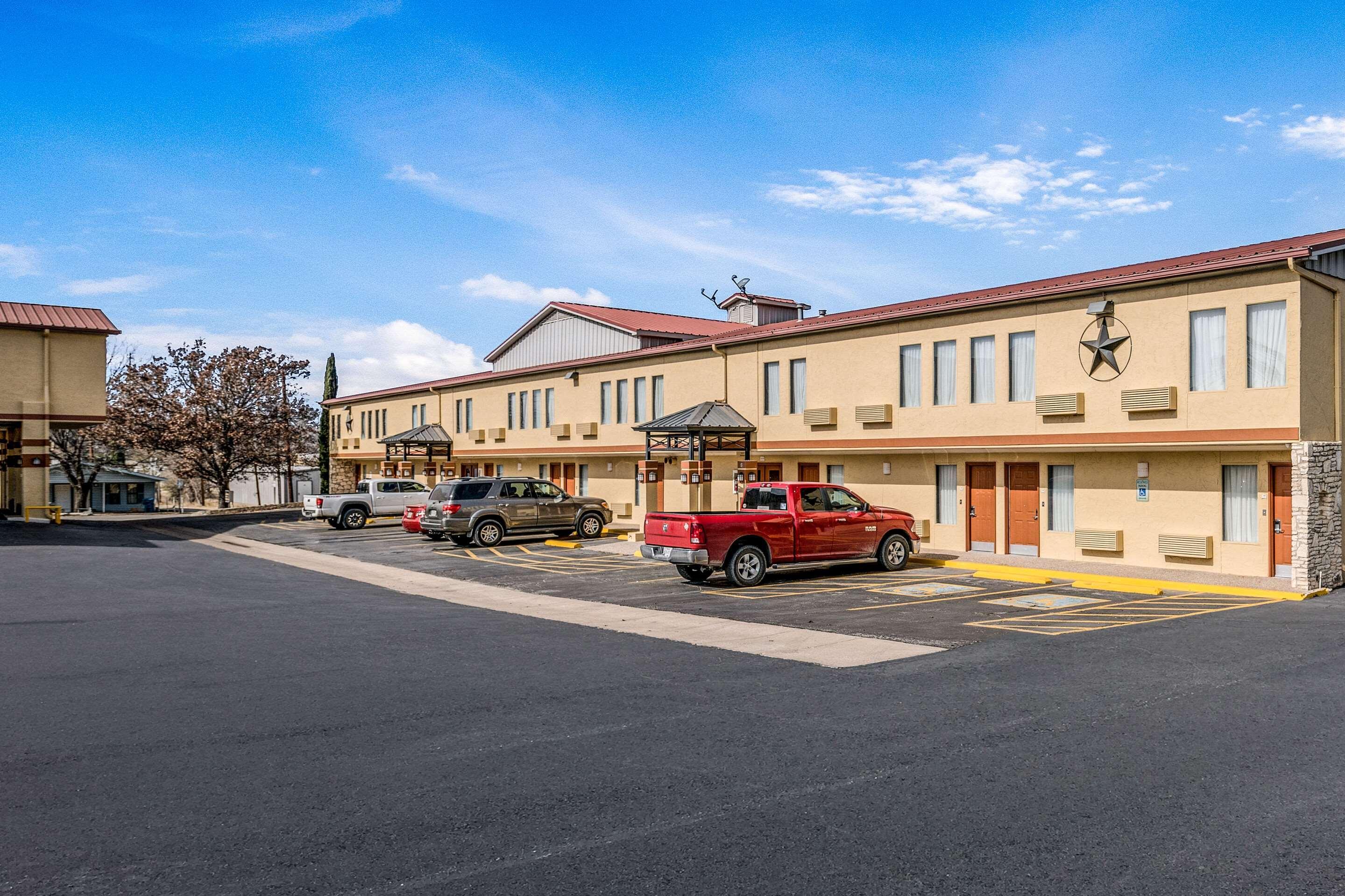 Quality Inn Ozona I-10 Exterior photo