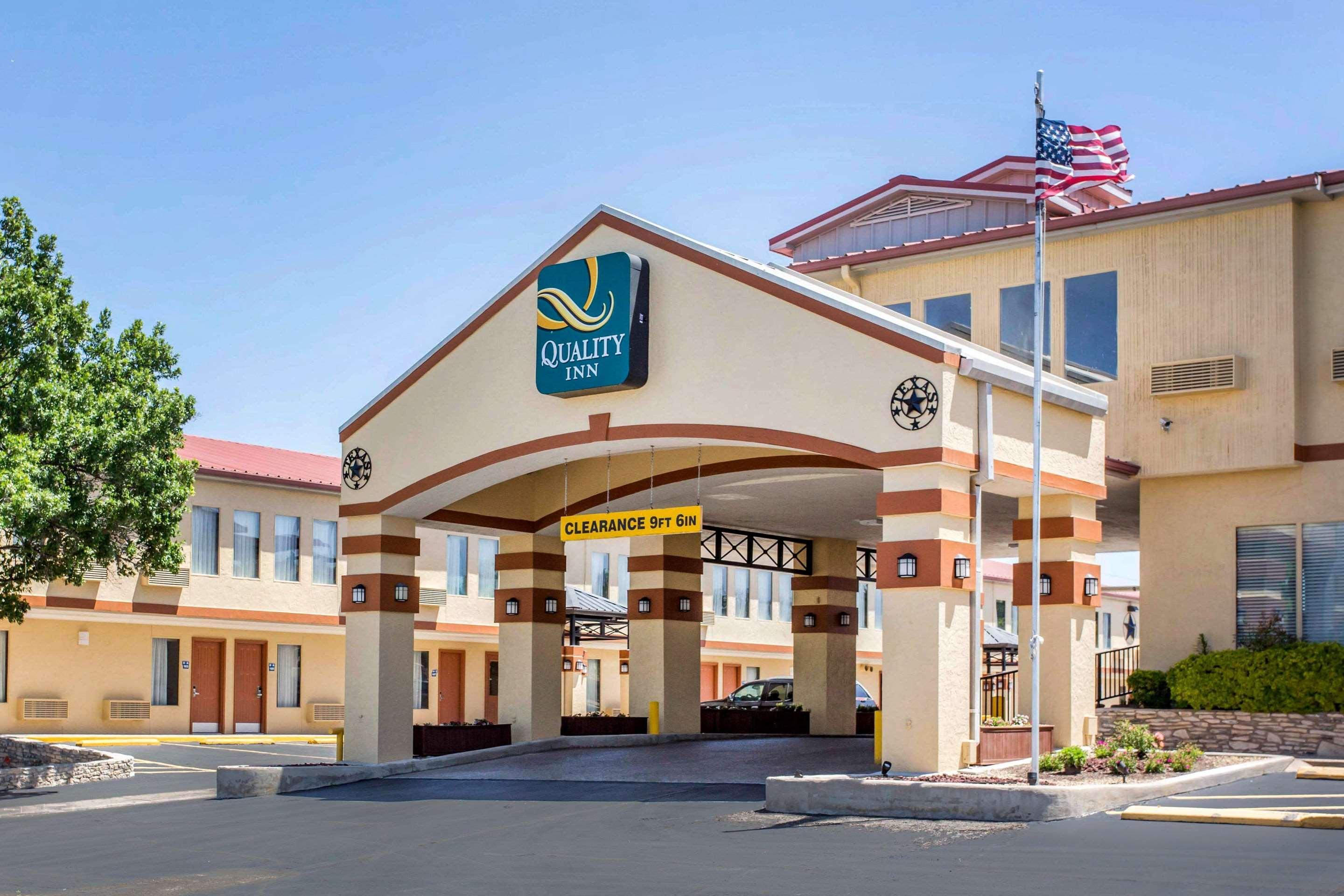 Quality Inn Ozona I-10 Exterior photo